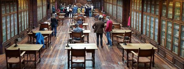 imagen de la biblioteca de una diocesis