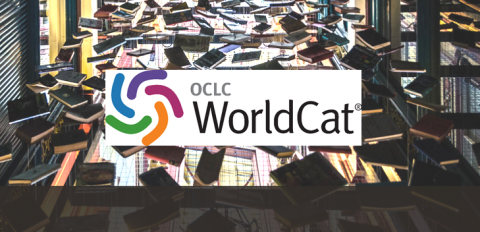 libros flotando encoma de unas mesas con el logo de WorldCat en el centro de la imagen